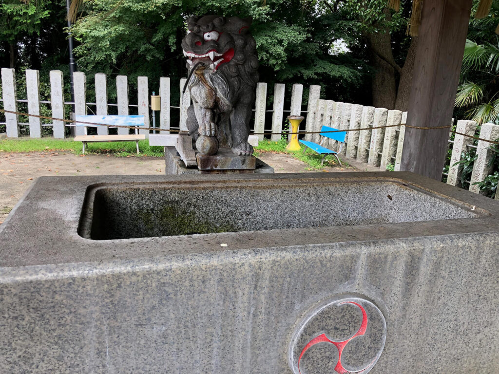 高石神社　手水舎