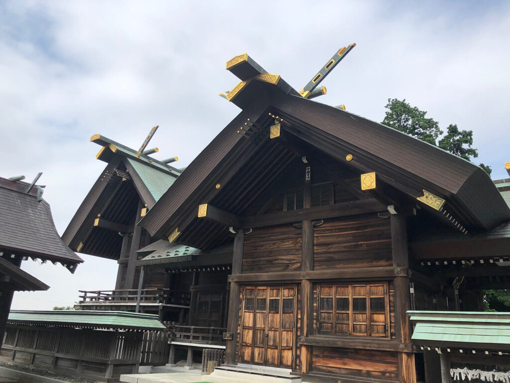 高石神社　社殿