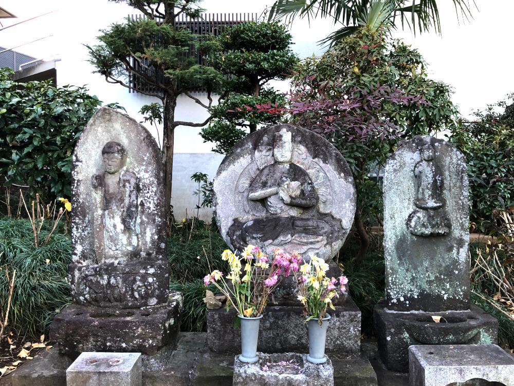 香林寺の庚申三尊